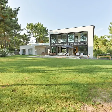 Villa Palm *